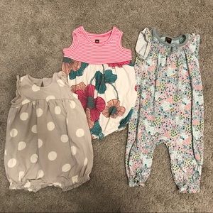 3 x Baby Girl Outfits (6-9 months)
